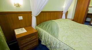 Гостиница Шелестофф Кострома Двухместный номер с 2 отдельными кроватями-5